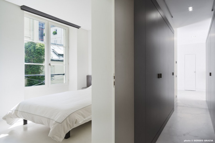 Appartement contemporain � Saint Germain des Pr�s : Chambre parentale