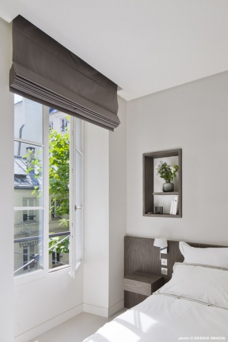 Appartement contemporain � Saint Germain des Pr�s : Chambre parentale