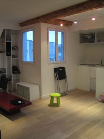 Sous les to�ts Paris 9�me : SALON/CUISINE